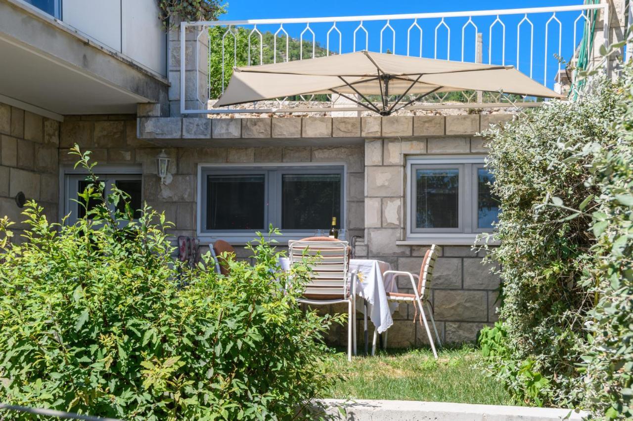Apartment Mario - Veliki Stan Za Odmor - Terasa- Vrt - Bazen - Pogled More, Izoliran Орасац Екстер'єр фото